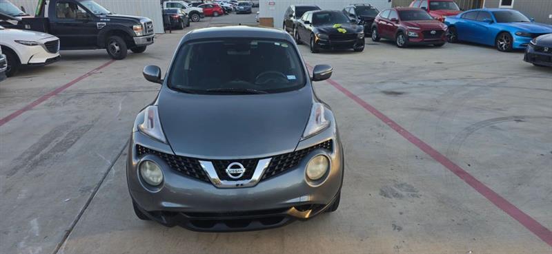 Nissan Juke S FWD 2015