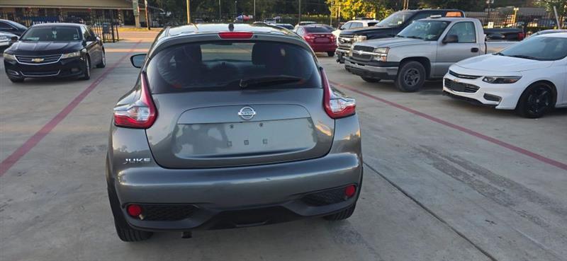 Nissan Juke S FWD 2015