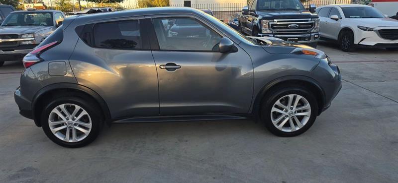 Nissan Juke S FWD 2015