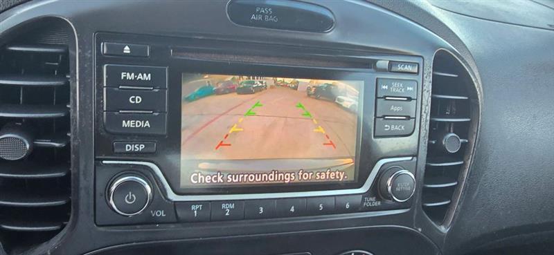 Nissan Juke S FWD 2015