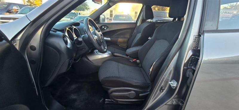 Nissan Juke S FWD 2015
