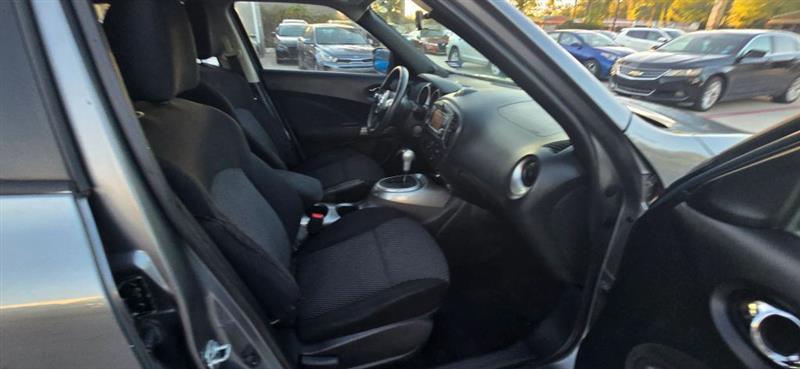 Nissan Juke S FWD 2015