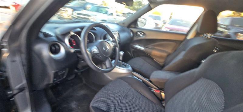 Nissan Juke S FWD 2015