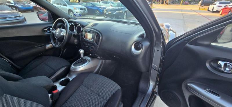 Nissan Juke S FWD 2015