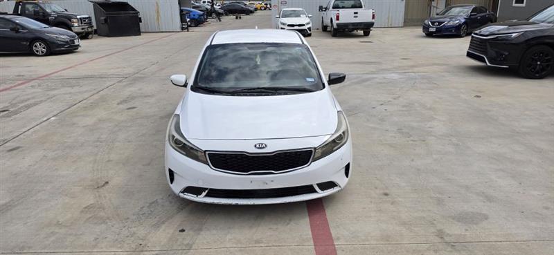 Kia Forte LX 6A 2017