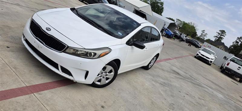 Kia Forte LX 6A 2017