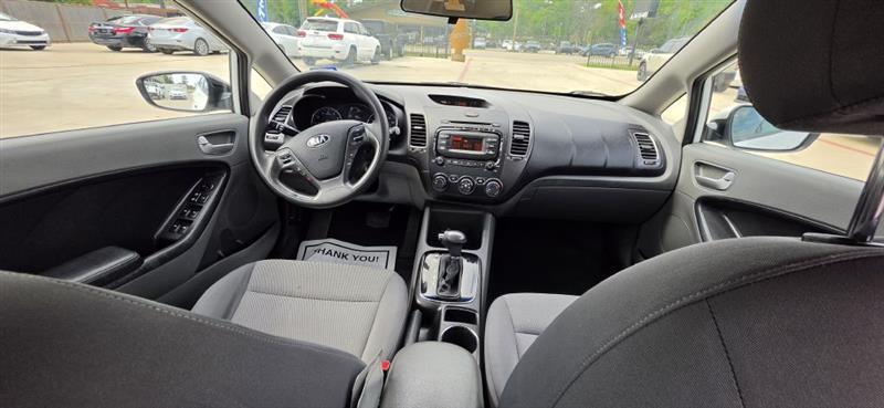 Kia Forte LX 6A 2017