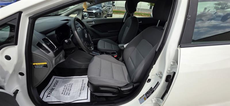 Kia Forte LX 6A 2017