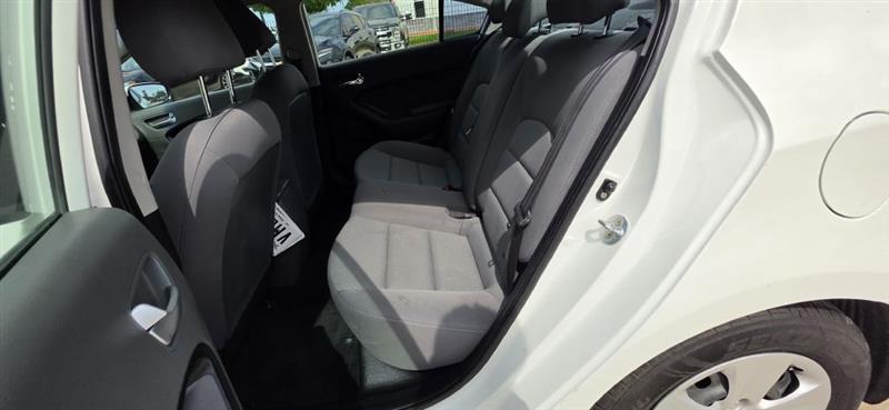 Kia Forte LX 6A 2017