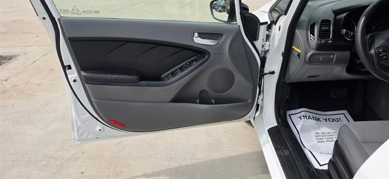 Kia Forte LX 6A 2017