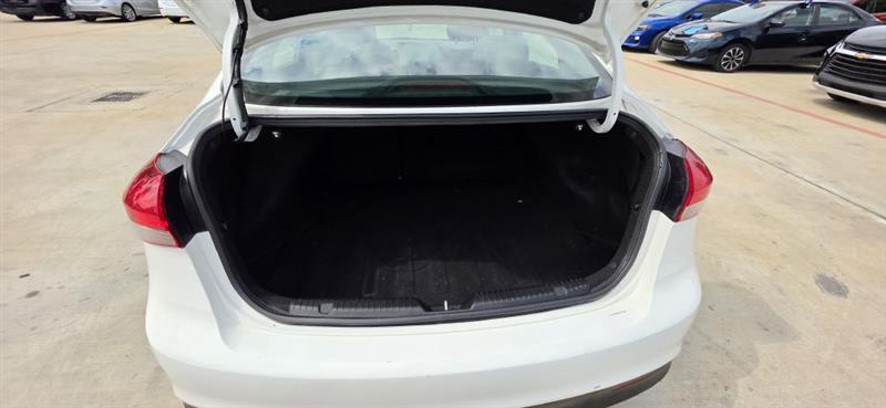 Kia Forte LX 6A 2017