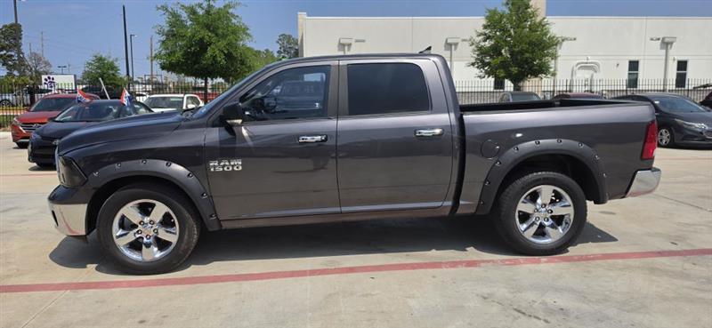 RAM 1500 SLT Crew Cab SWB 2WD 2015