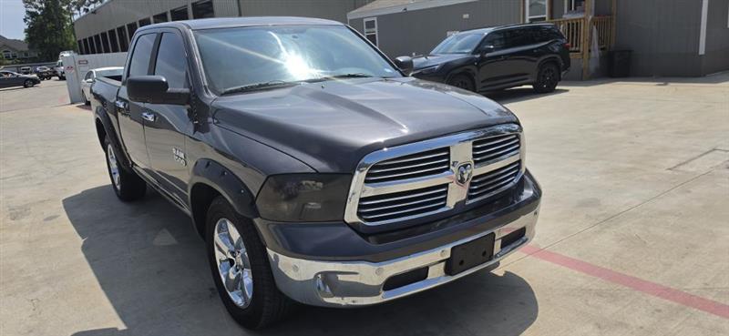 RAM 1500 SLT Crew Cab SWB 2WD 2015
