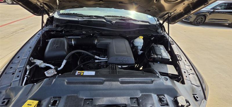 RAM 1500 SLT Crew Cab SWB 2WD 2015