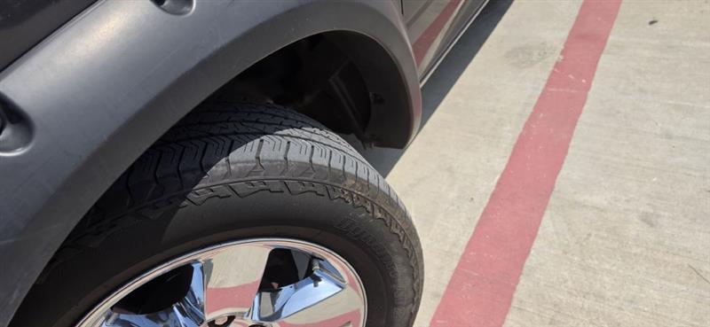 RAM 1500 SLT Crew Cab SWB 2WD 2015