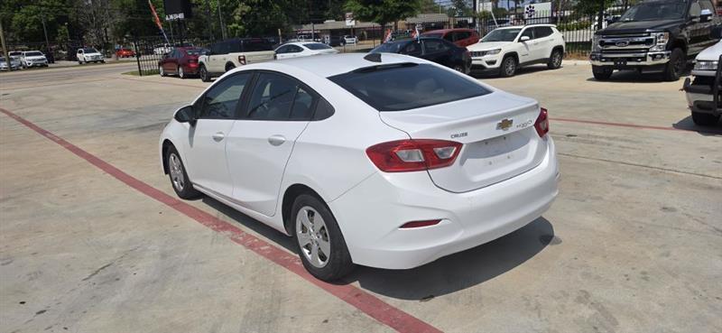 Chevrolet Cruze LS Auto 2016