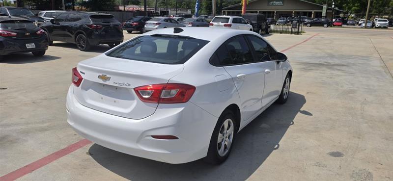 Chevrolet Cruze LS Auto 2016