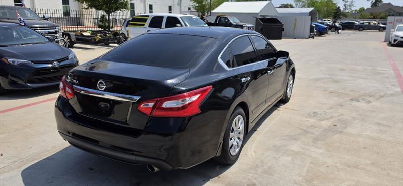 Nissan Altima 2.5 2016