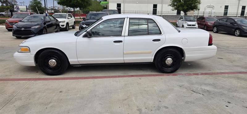 Ford Crown Victoria Police Interceptor 2010