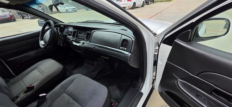 Ford Crown Victoria Police Interceptor 2010
