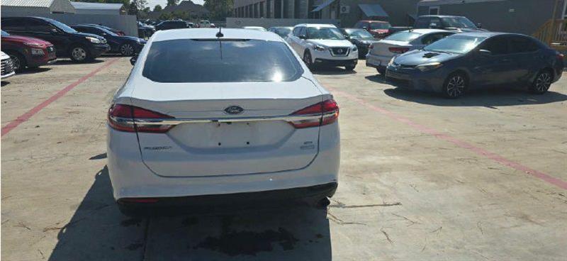 Ford Fusion SE 2017