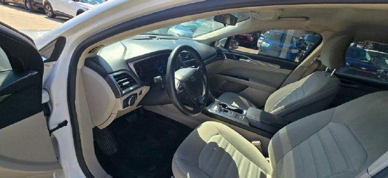 Ford Fusion SE 2017
