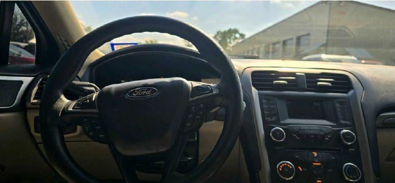 Ford Fusion SE 2017