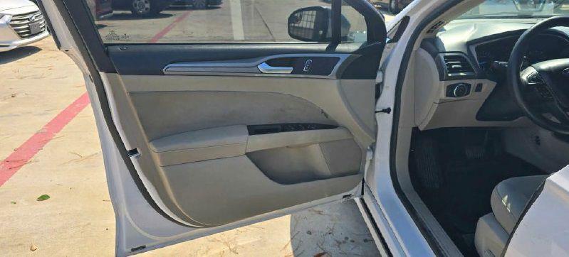 Ford Fusion SE 2017