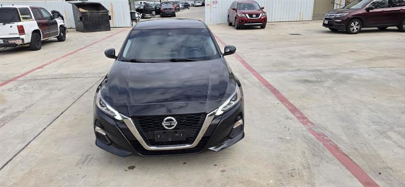 Nissan Altima 2.5 SR 2022
