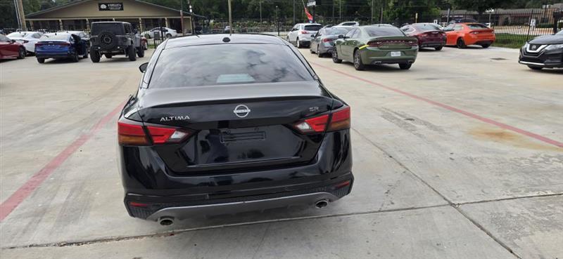 Nissan Altima 2.5 SR 2022