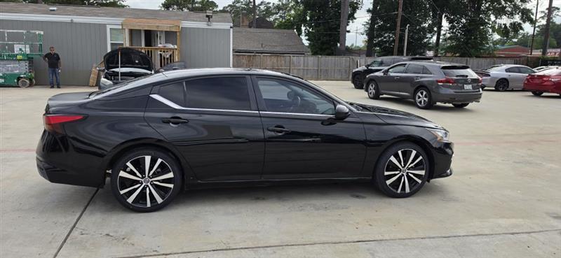 Nissan Altima 2.5 SR 2022