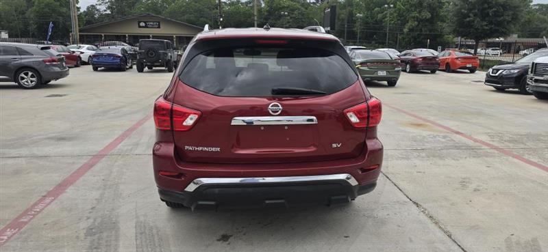 Nissan Pathfinder SV 2WD 2018