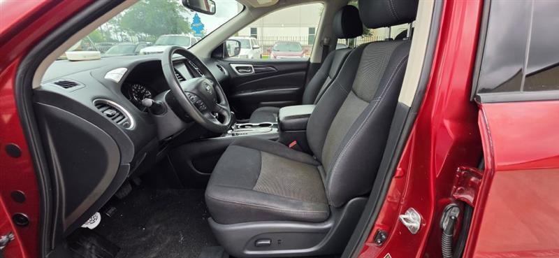 Nissan Pathfinder SV 2WD 2018