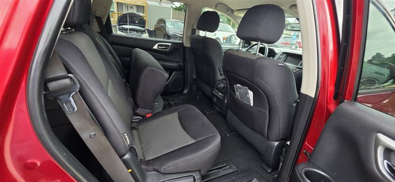 Nissan Pathfinder SV 2WD 2018