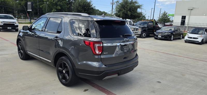 Ford Explorer XLT FWD 2019