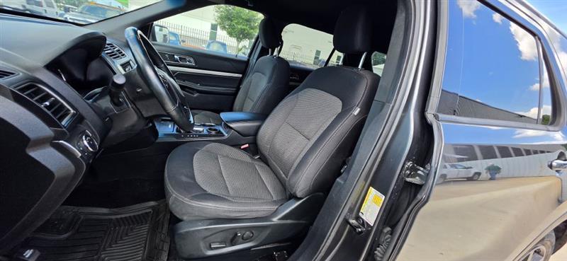 Ford Explorer XLT FWD 2019