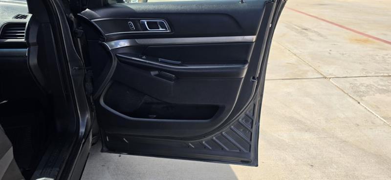 Ford Explorer XLT FWD 2019