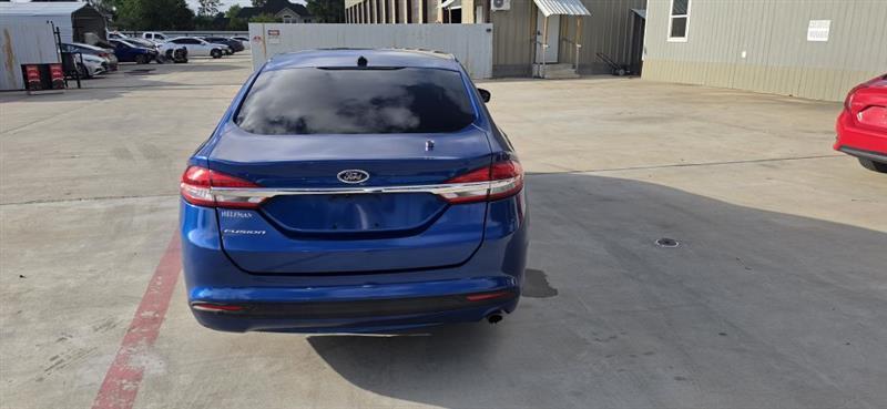 Ford Fusion S 2017