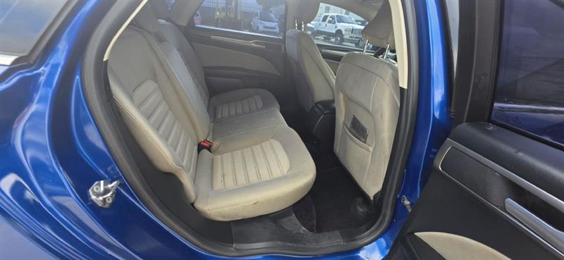 Ford Fusion S 2017
