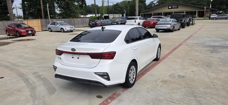 Kia Forte FE 2021