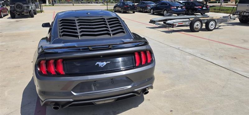 Ford Mustang EcoBoost Coupe 2019