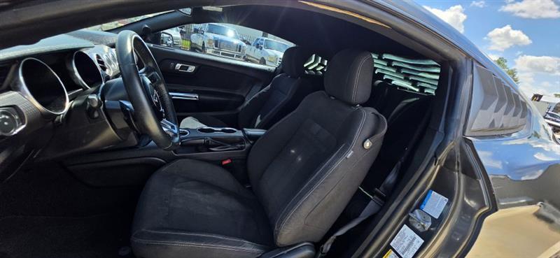 Ford Mustang EcoBoost Coupe 2019