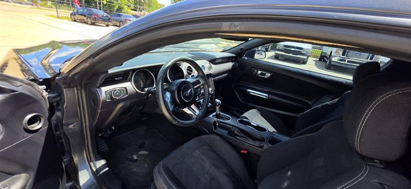 Ford Mustang EcoBoost Coupe 2019