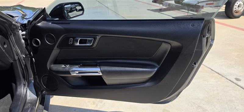 Ford Mustang EcoBoost Coupe 2019