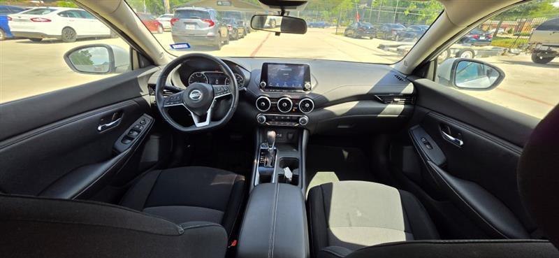 Nissan Sentra SV 2023