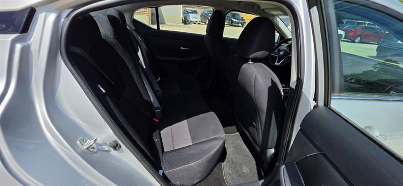 Nissan Sentra SV 2023