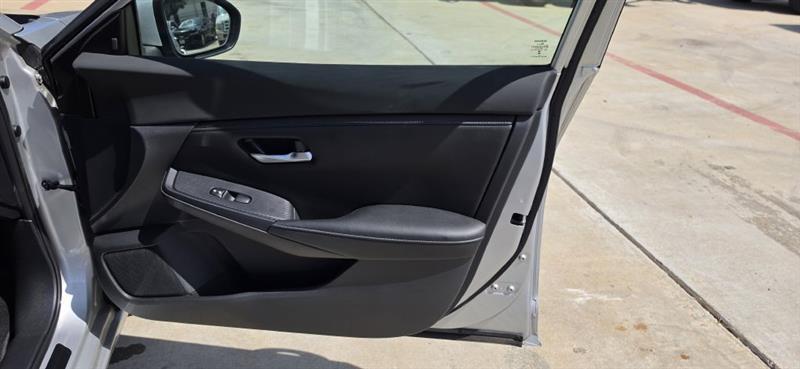 Nissan Sentra SV 2023