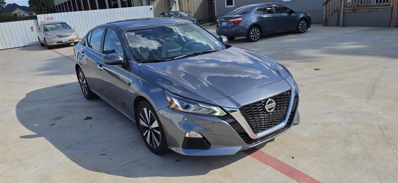 Nissan Altima 2.5 SV 2022