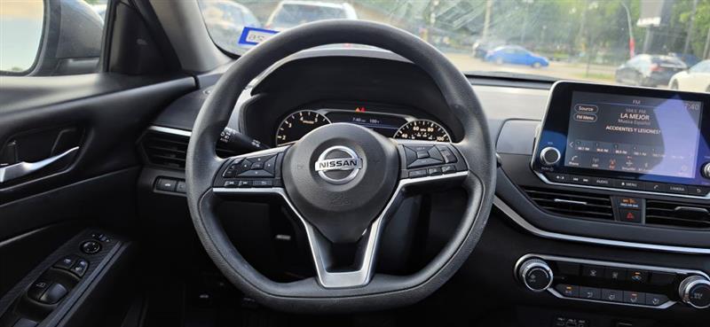 Nissan Altima 2.5 SV 2022