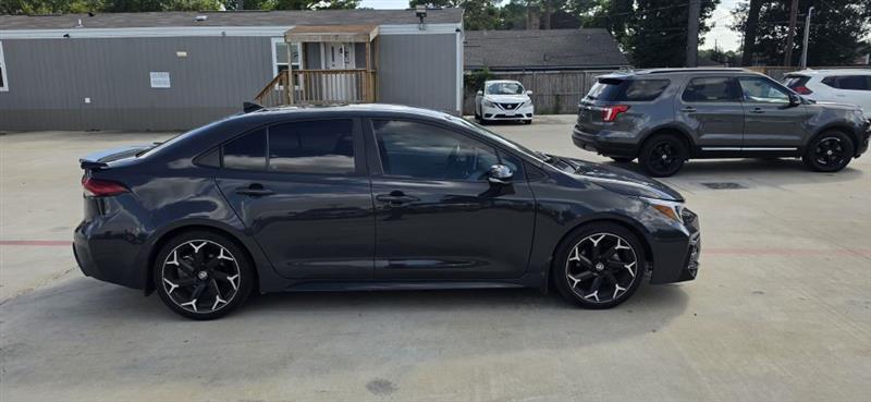 Toyota Corolla SE Nightshade 2025